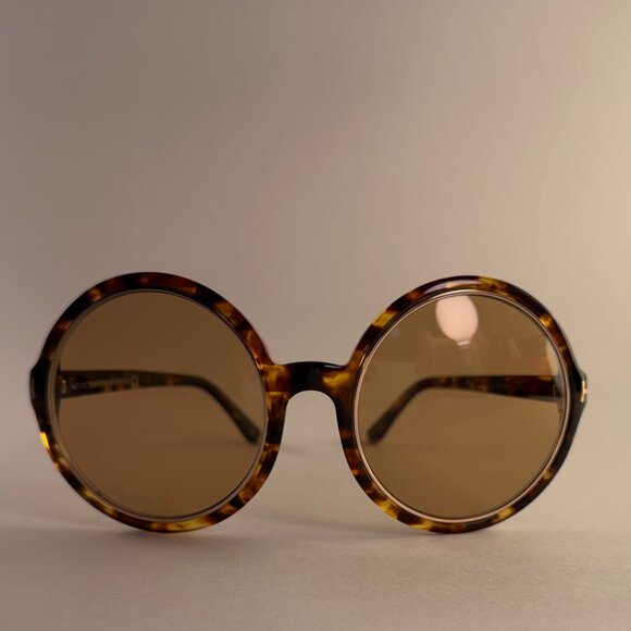 TOM FORD CARRIE SUNGLASSES IN TURTOISE SHELL main image 7